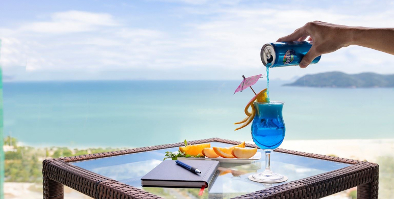 Bar coffee view hồ